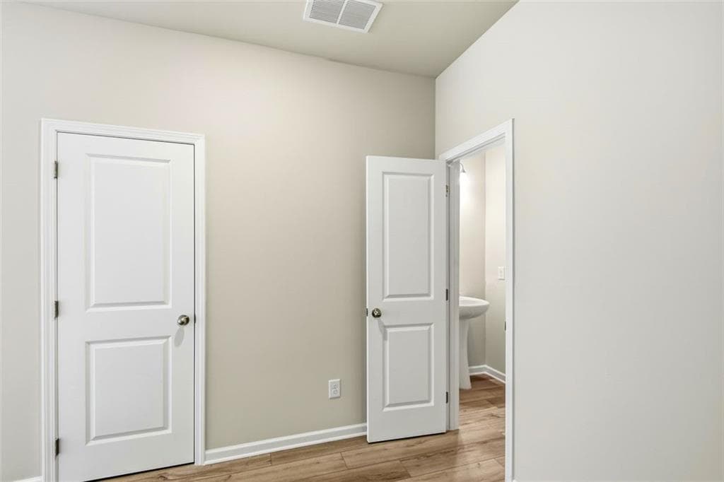 3 bedroom, 3 bathroom, 2,222 sq ft townhouse for rent at 54 Umber Lane, Newnan, GA 30263 for $2,600 a month — photo 9