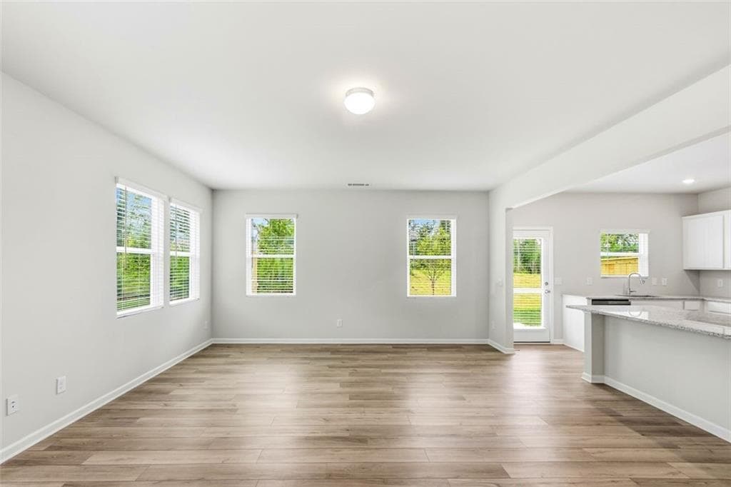 3 bedroom, 3 bathroom, 2,222 sq ft townhouse for rent at 54 Umber Lane, Newnan, GA 30263 for $2,600 a month — photo 5