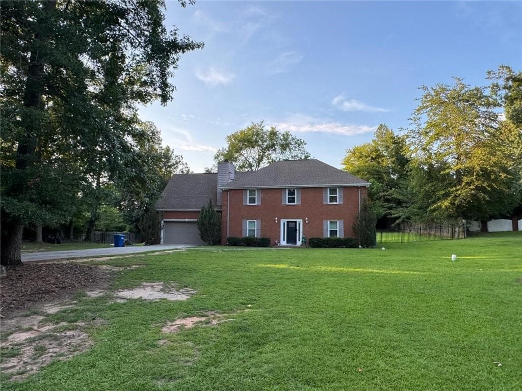 5 bedroom, 3 bathroom, 2,497 sq ft single family residence for sale at 760 Kings Crest Court, Fairburn, GA 30213