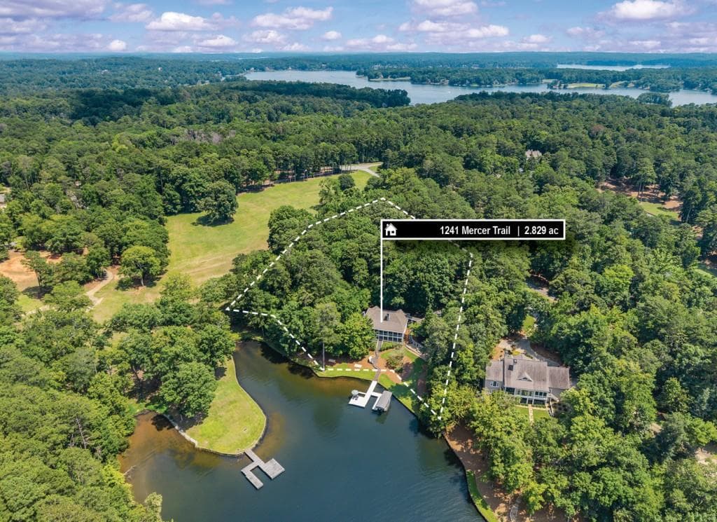 5 bedroom, 7 bathroom, 4,396 sq ft single family residence for sale at 1241 Mercer Trail, Greensboro, GA 30642 — photo 3
