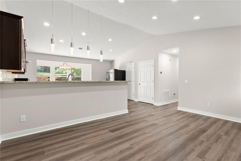4 bedroom, 2 bathroom, 1,593 sq ft single family residence for rent at 2050 Shafferr Road 0, Cumming, GA 30041 for $2,600 a month — photo 4