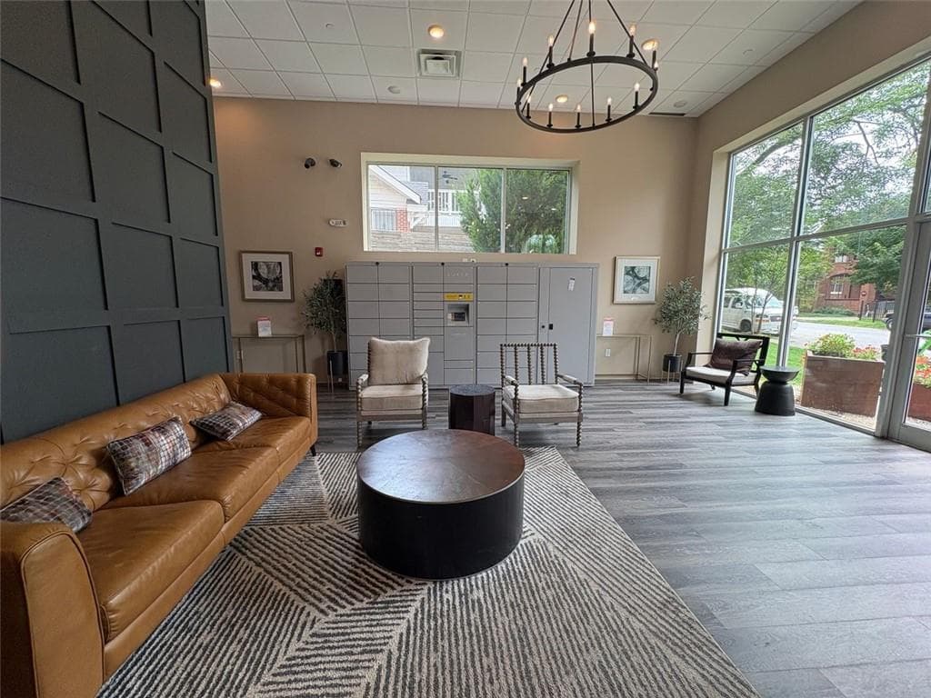 1 bedroom, 1 bathroom, 657 sq ft condominium for rent at 525 Parkway Drive 510, Atlanta, GA 30354 for $1,600 a month — photo 4