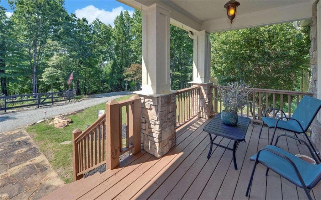 4 bedroom, 3 bathroom, 3,296 sq ft single family residence for sale at 280 Cherokee Court, Ellijay, GA 30540 — photo 3