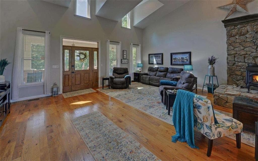 4 bedroom, 3 bathroom, 3,296 sq ft single family residence for sale at 280 Cherokee Court, Ellijay, GA 30540 — photo 7