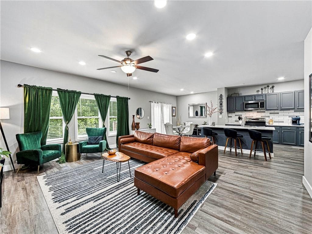 4 bedroom, 3 bathroom, 2,178 sq ft single family residence for sale at 2041 Jessica Way, Conyers, GA 30012 — photo 6