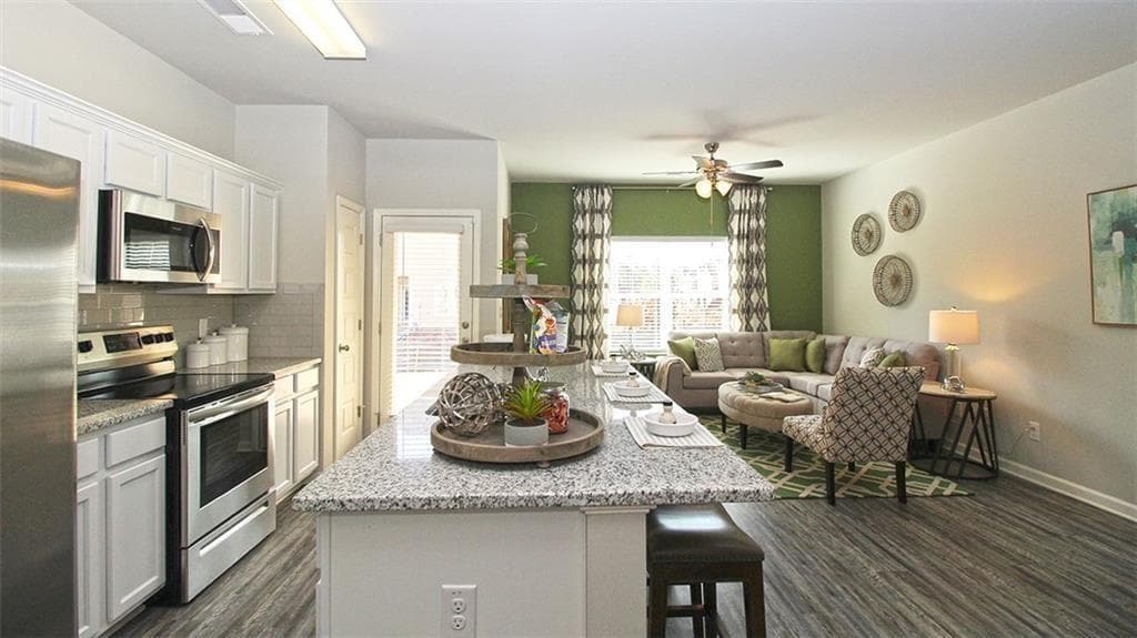 3 bedroom, 3 bathroom townhouse for rent at 3577 Brycewood Drive, Decatur, GA 30034 for $1,980 a month — photo 2