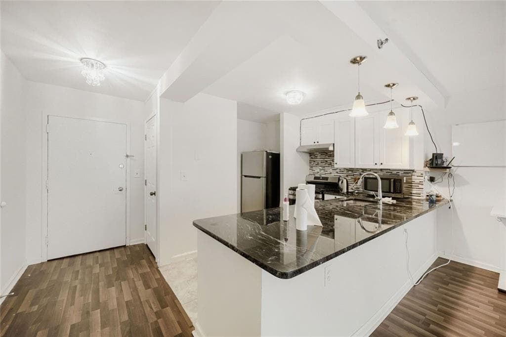 1 bedroom, 1 bathroom, 786 sq ft condominium for sale at 620 Peachtree Street 1207, Atlanta, GA 30308 — photo 4