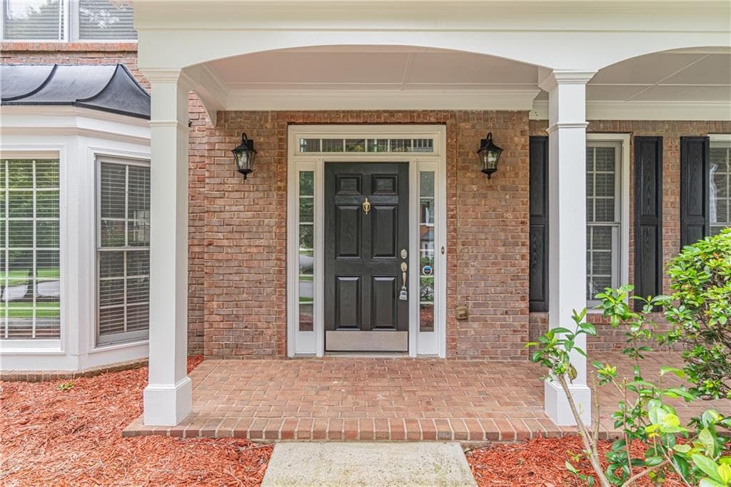 5 bedroom, 3 bathroom, 2,683 sq ft single family residence for rent at 8488 Spring Breeze Terrace, Johns Creek, GA 30024 for $3,150 a month — photo 4