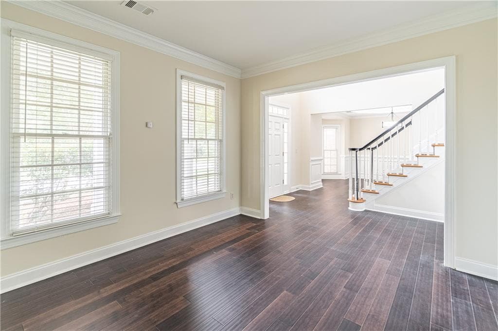 5 bedroom, 3 bathroom, 2,683 sq ft single family residence for rent at 8488 Spring Breeze Terrace, Johns Creek, GA 30024 for $3,150 a month — photo 9
