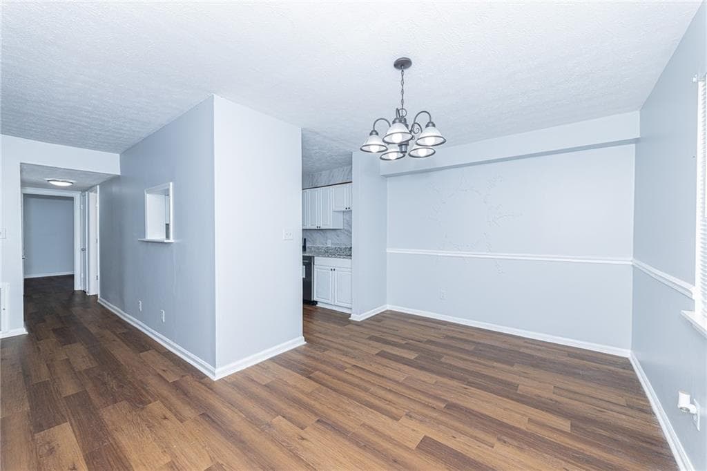 2 bedroom, 1 bathroom, 1,040 sq ft condominium for rent at 2398 Lawrenceville Highway U, Decatur, GA 30033 for $1,495 a month — photo 7