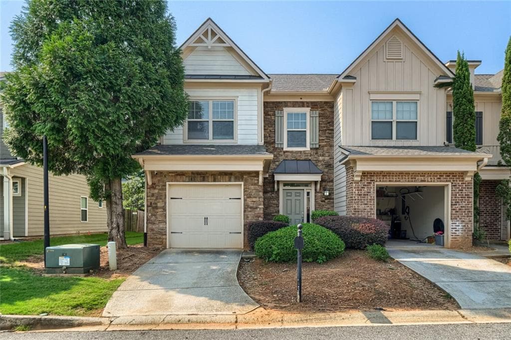 3 bedroom, 3 bathroom, 1,725 sq ft townhouse under contract at 5237 Mill Way, Stone Mountain, GA 30083