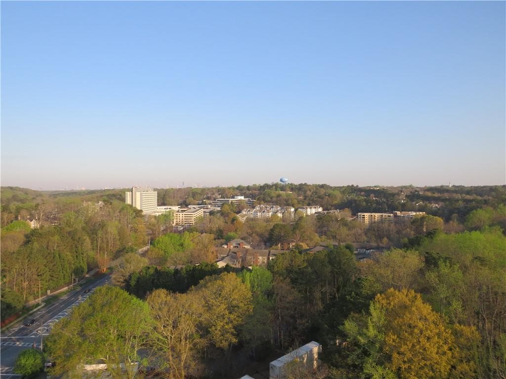 1 bedroom, 1 bathroom, 828 sq ft condominium for sale at 1501 Clairmont Road 1713, Decatur, GA 30033 — photo 10