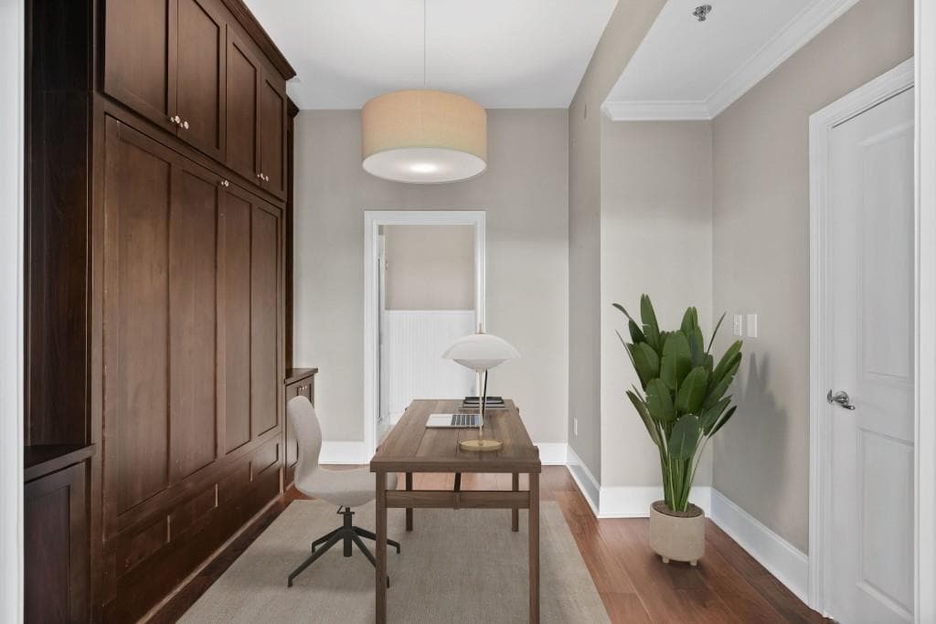 2 bedroom, 2 bathroom, 1,175 sq ft condominium for sale at 2255 Peachtree Road 820, Atlanta, GA 30309 — photo 3