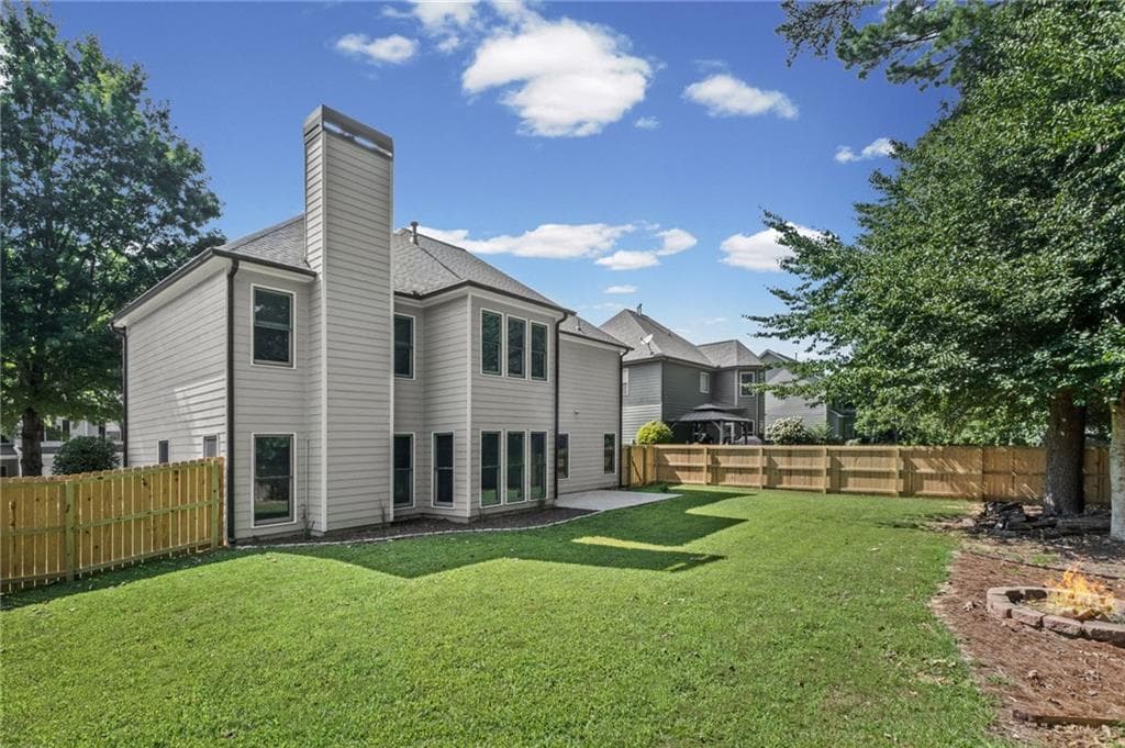 4 bedroom, 3 bathroom, 3,067 sq ft single family residence for sale at 110 Valdosta Avenue, Canton, GA 30114 — photo 4