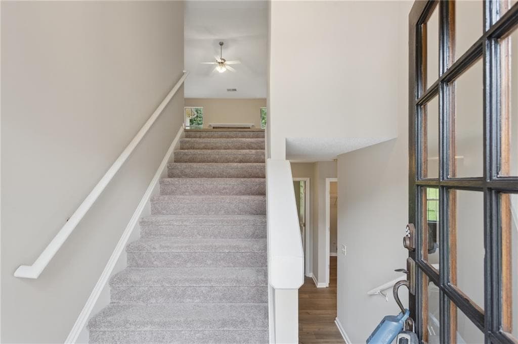 5 bedroom, 3 bathroom, 2,921 sq ft single family residence under contract at 785 Pinewood Drive, Marietta, GA 30064 — photo 5