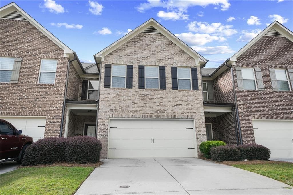 3 bedroom, 3 bathroom, 1,988 sq ft townhouse for sale at 244 Cross Street, Lawrenceville, GA 30046