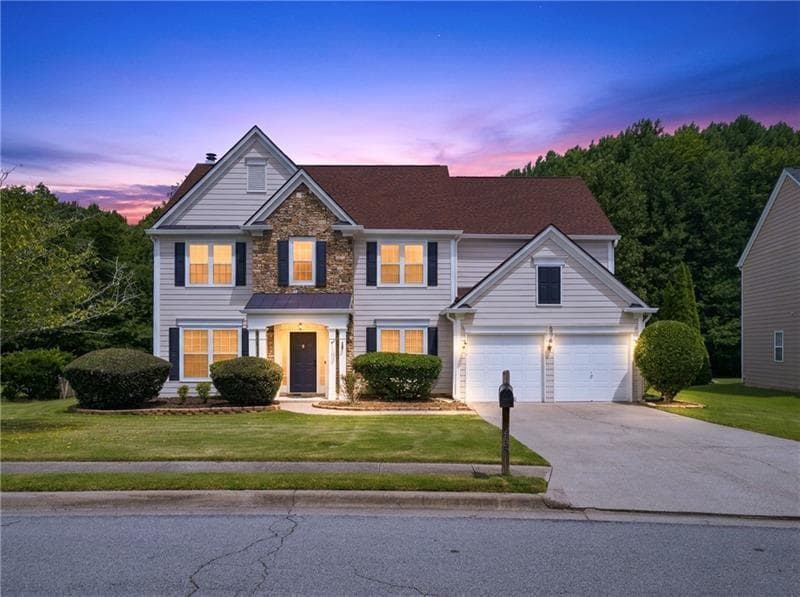 4 bedroom, 3 bathroom, 2,841 sq ft single family residence under contract at 235 Gaines Oak Way, Suwanee, GA 30024 — photo 2
