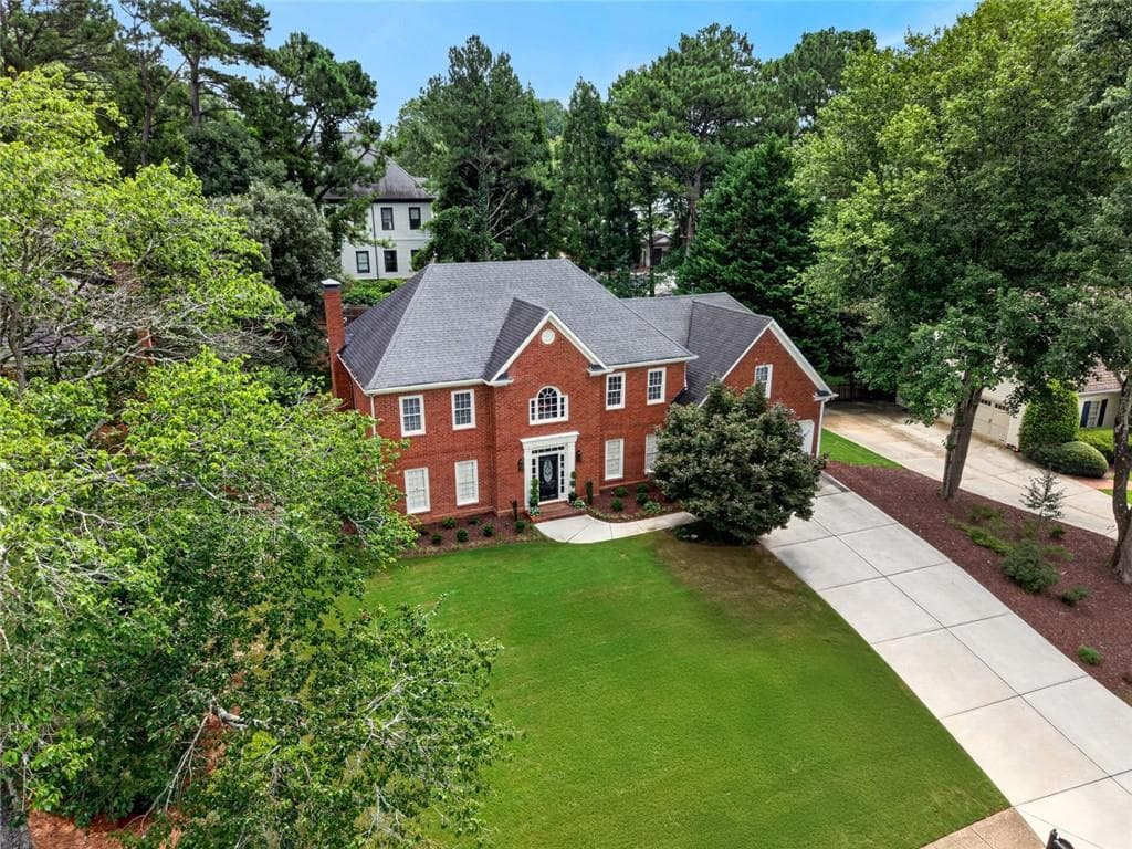 4 bedroom, 4 bathroom, 3,419 sq ft single family residence under contract at 4043 Penhurst Drive, Marietta, GA 30062 — photo 3