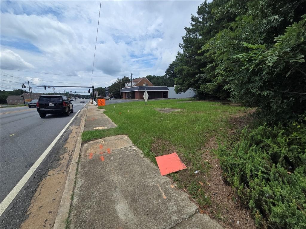 unimproved land for sale at 351 W Pike Street, Lawrenceville, GA 30046 — photo 1 of 18