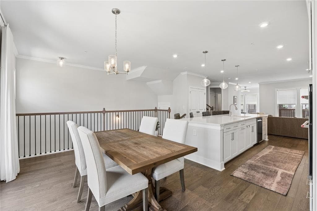 3 bedroom, 5 bathroom, 2,396 sq ft townhouse for sale at 547 Ember Lane, Atlanta, GA 30318 — photo 9