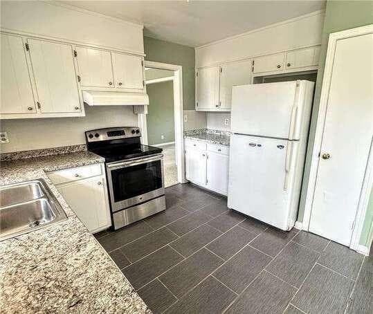 4 bedroom, 3 bathroom, 2,269 sq ft single family residence for rent at 4093 Hideaway Drive, Tucker, GA 30084 for $2,195 a month — photo 2