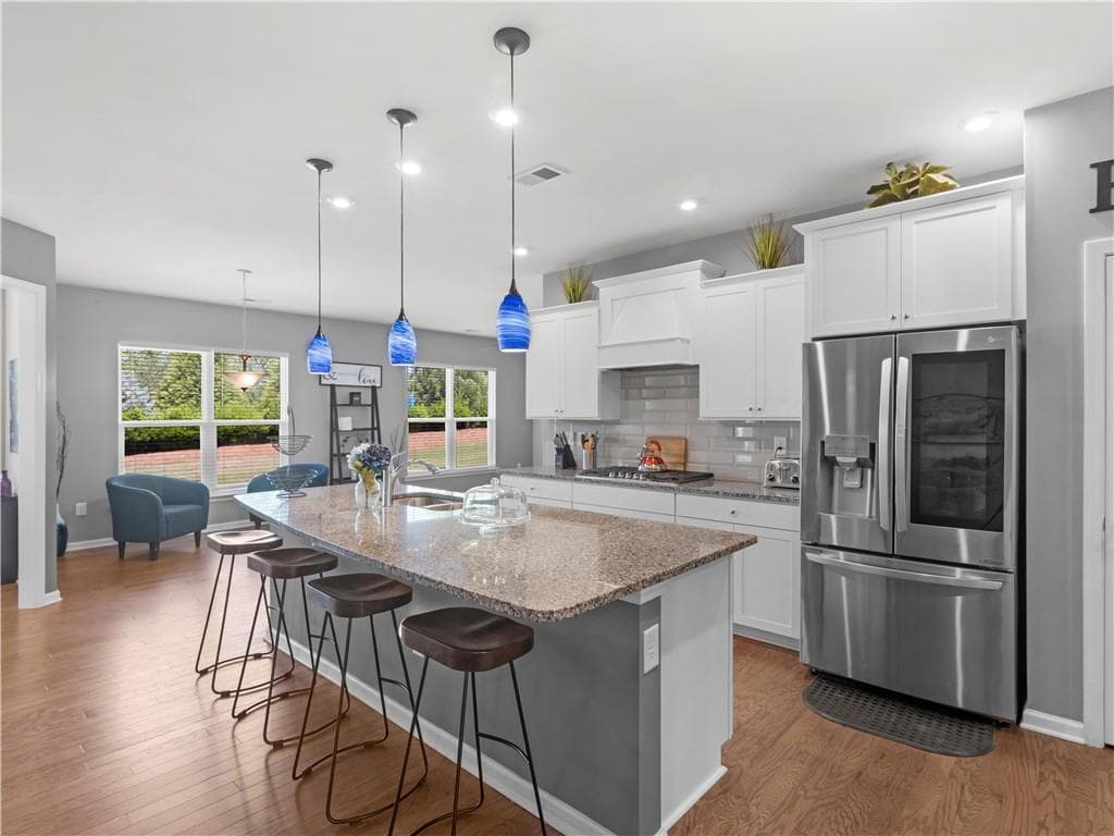 3 bedroom, 2 bathroom, 2,584 sq ft single family residence under contract at 203 Camelia Court, Griffin, GA 30223 — photo 9