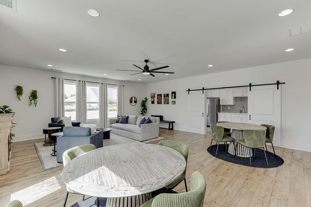 2 bedroom, 2 bathroom, 2,548 sq ft single family residence for sale at 238 Oakdale Road, Jefferson, GA 30549 — photo 4