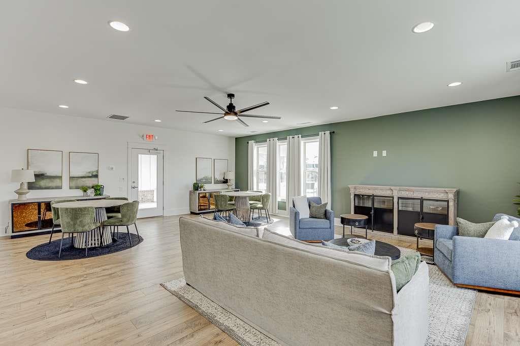 2 bedroom, 2 bathroom, 2,548 sq ft single family residence for sale at 238 Oakdale Road, Jefferson, GA 30549 — photo 7