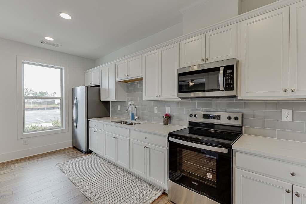 2 bedroom, 2 bathroom, 2,548 sq ft single family residence for sale at 238 Oakdale Road, Jefferson, GA 30549 — photo 10