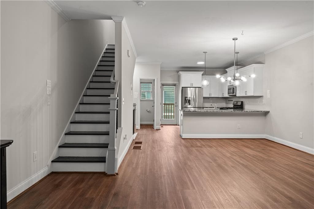 3 bedroom, 4 bathroom, 1,306 sq ft townhouse for sale at 1365 Memorial Drive 13, Atlanta, GA 30317