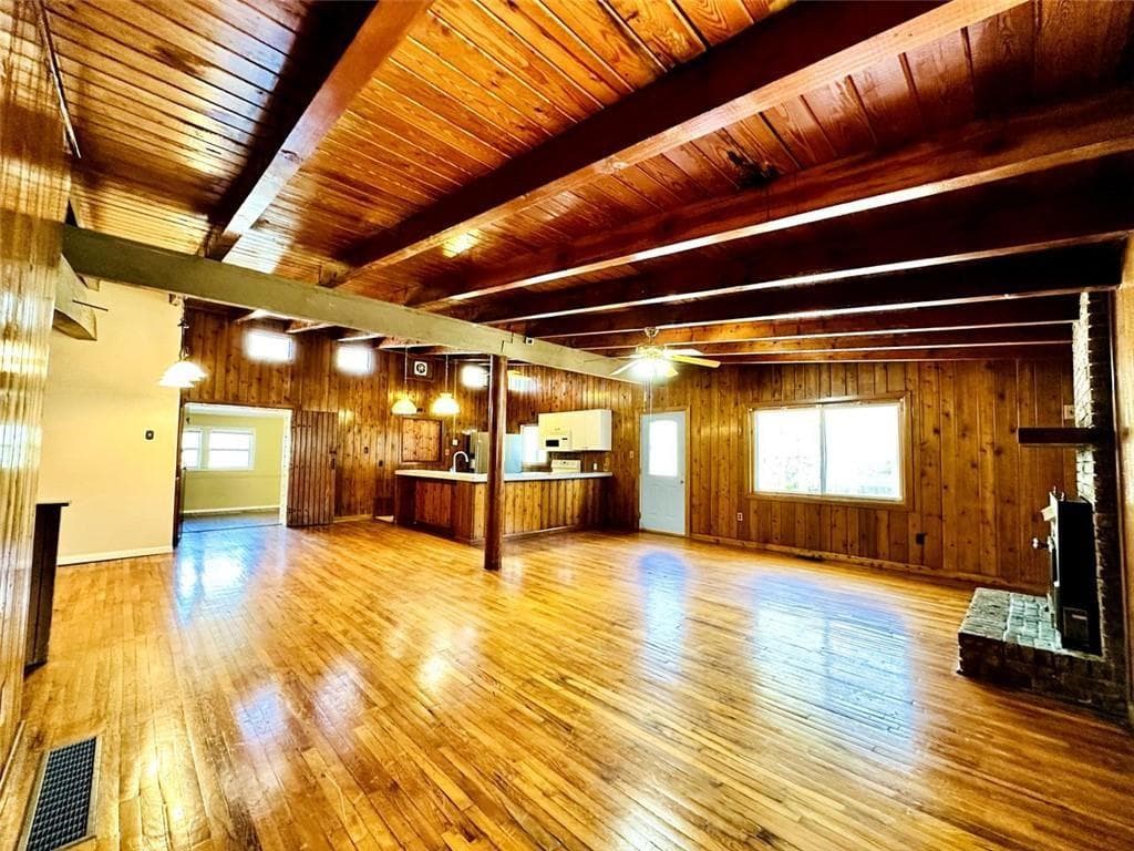 5 bedroom, 5 bathroom, 2,540 sq ft single family residence for sale at 504 N Little Victoria Road, Woodstock, GA 30189 — photo 5