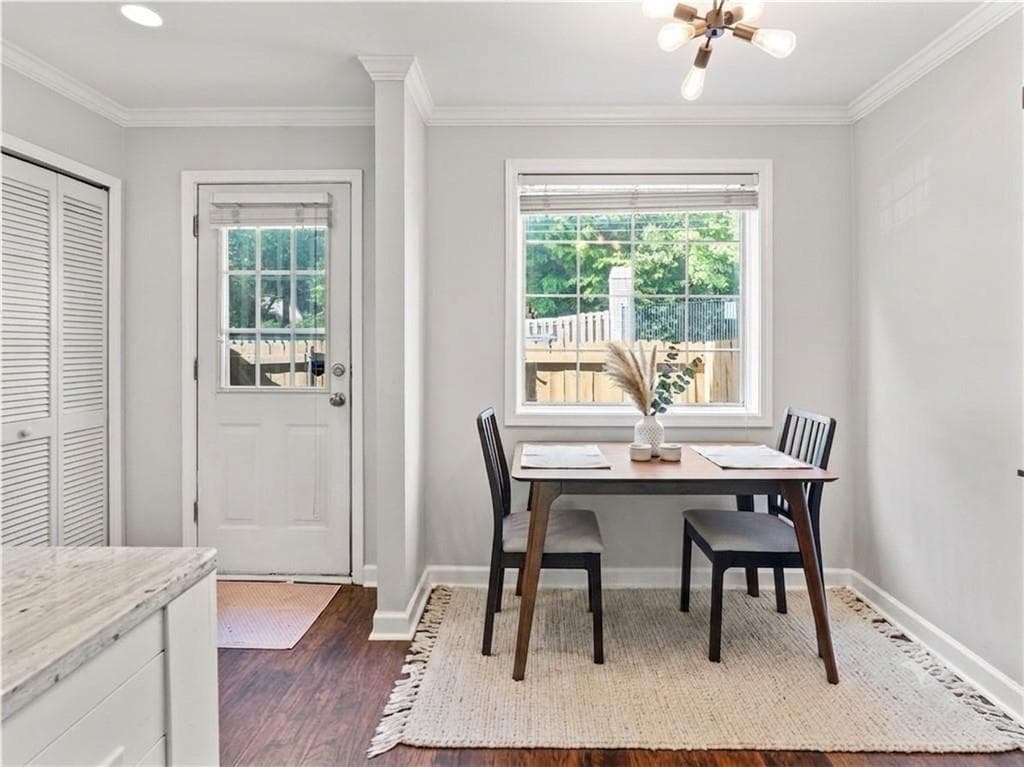 2 bedroom, 2 bathroom, 950 sq ft condominium for sale at 2232 Dunseath Avenue 404, Atlanta, GA 30318 — photo 7