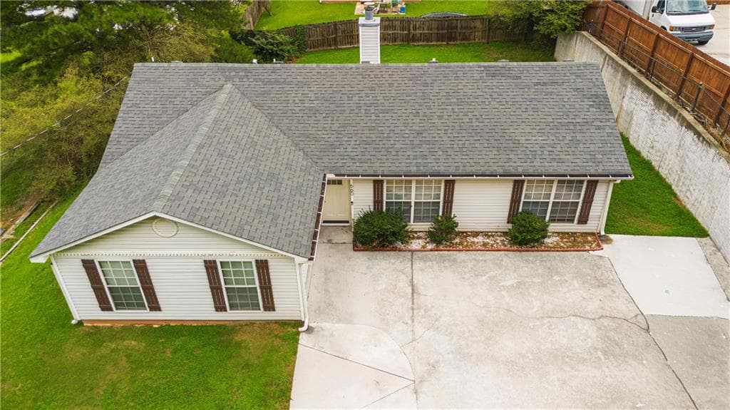 3 bedroom, 2 bathroom, 1,356 sq ft single family residence for sale at 660 Morrow Road, Forest Park, GA 30297 — photo 2