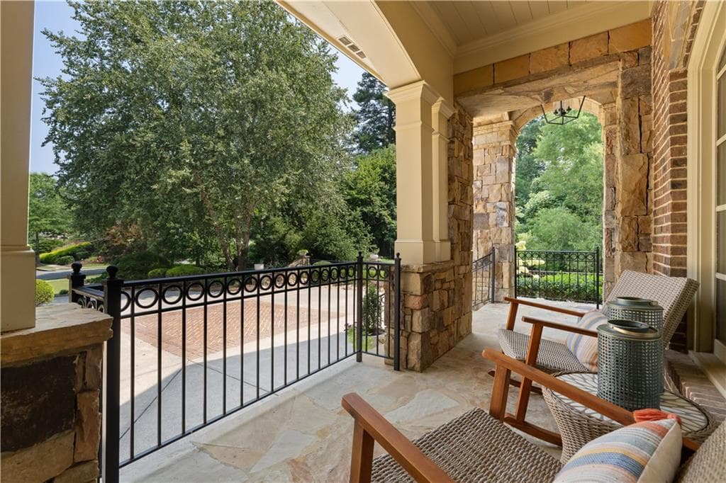 6 bedroom, 6 bathroom, 8,738 sq ft single family residence for sale at 6327 Howell Cobb Court, Acworth, GA 30101 — photo 5