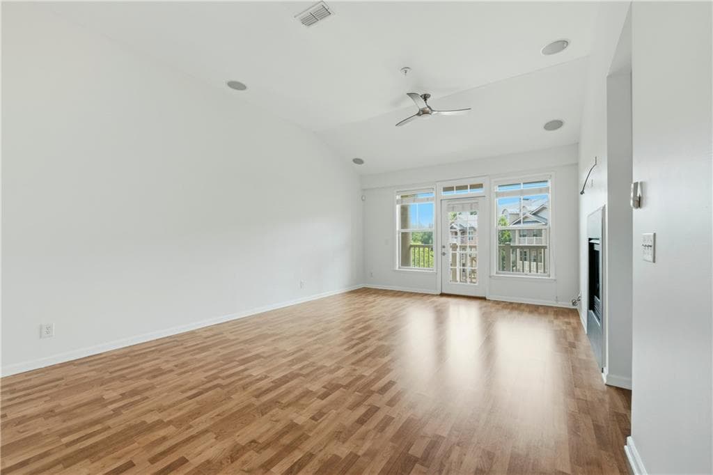 2 bedroom, 2 bathroom, 1,153 sq ft townhouse for rent at 4805 W Village Way 1000, Smyrna, GA 30080 for $2,200 a month — photo 6