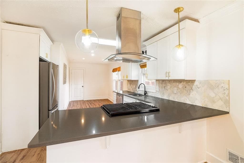 3 bedroom, 2 bathroom, 3,000 sq ft single family residence for sale at 1305 Bellemeade Circle, Mableton, GA 30126 — photo 6