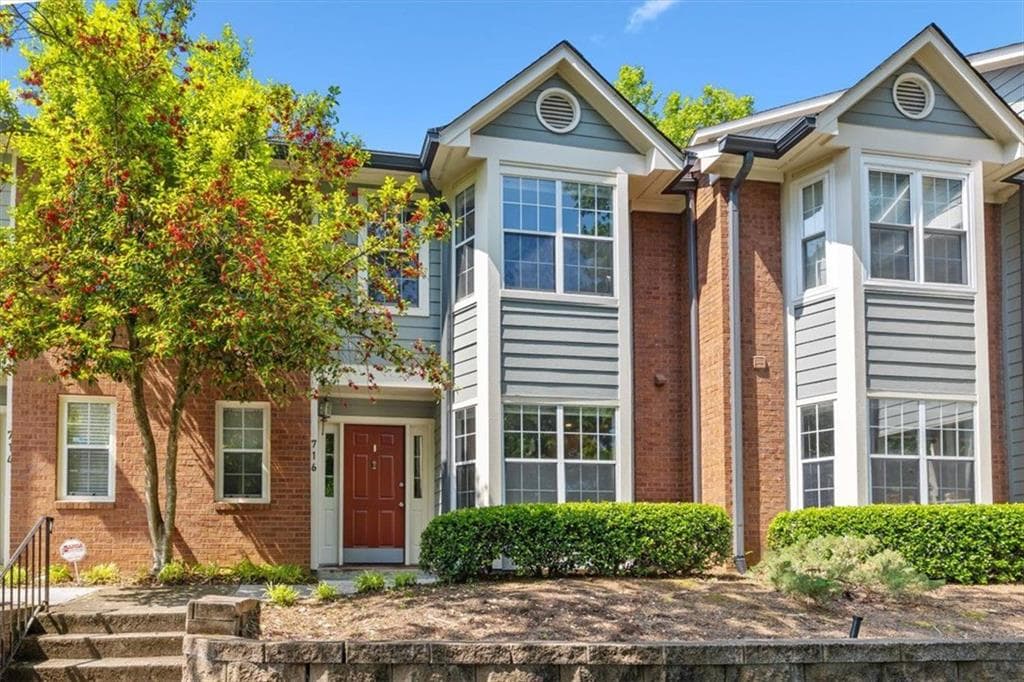 3 bedroom, 3 bathroom, 1,498 sq ft townhouse under contract at 716 McGill Place, Atlanta, GA 30312