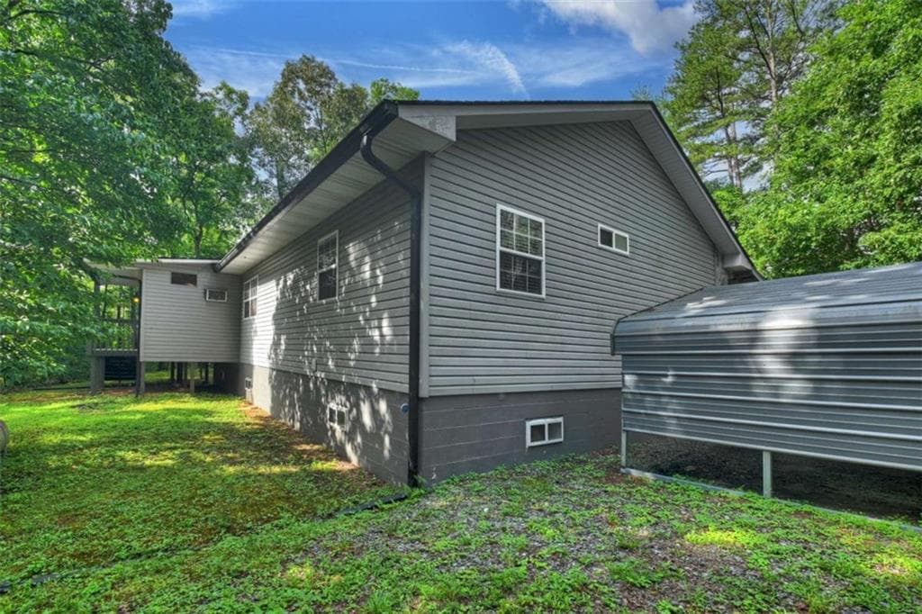 5 bedroom, 3 bathroom, 2,912 sq ft single family residence under contract at 387 Ruby Lane, Mineral Bluff, GA 30559 — photo 7