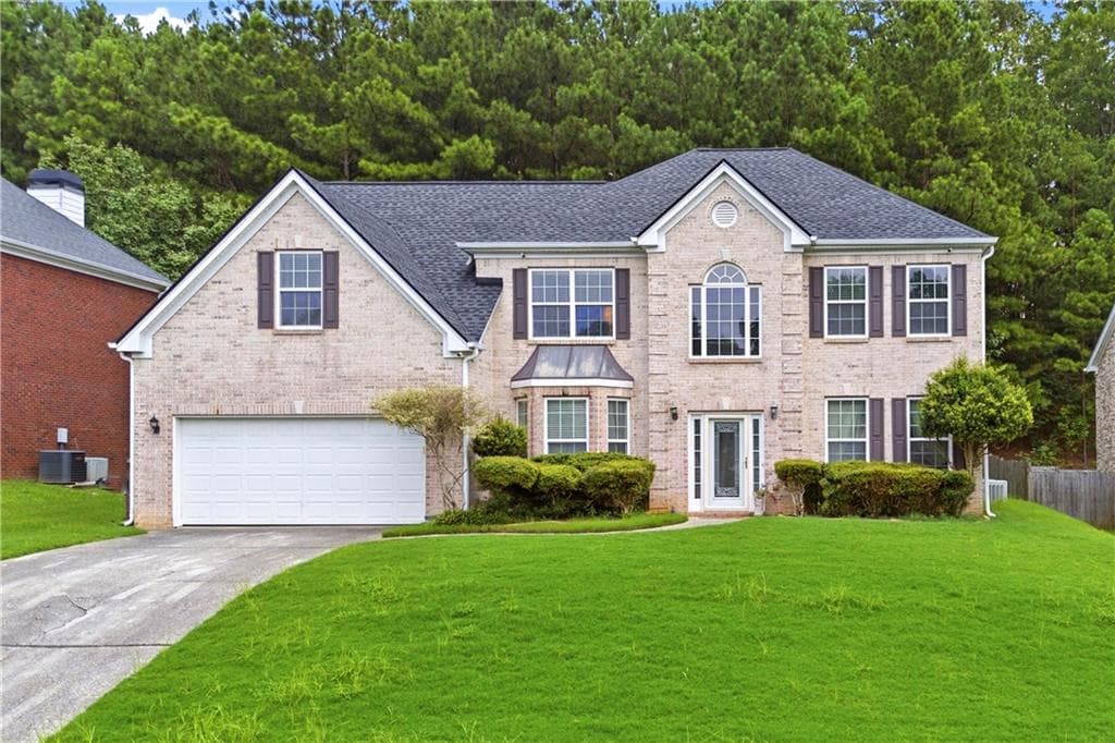 4 bedroom, 3 bathroom, 2,821 sq ft single family residence for rent at 3032 MockingBird Lane, East Point, GA 30344 for $2,850 a month — photo 1 of 22