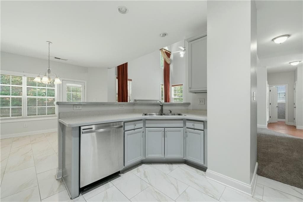 4 bedroom, 3 bathroom, 2,821 sq ft single family residence for rent at 3032 MockingBird Lane, East Point, GA 30344 for $2,850 a month — photo 6