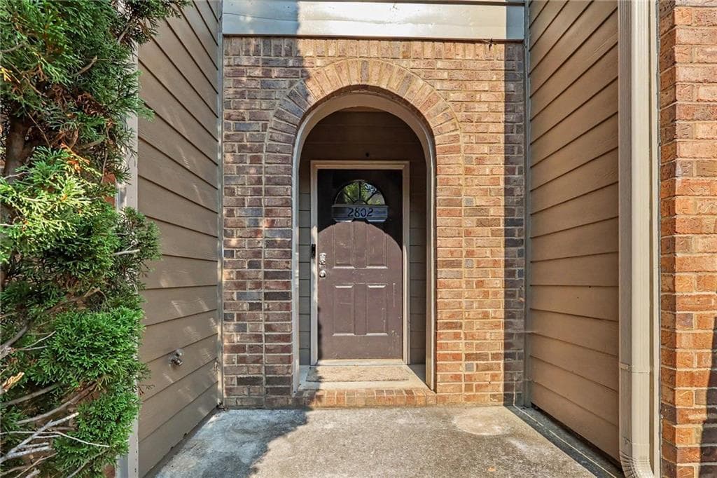 3 bedroom, 3 bathroom, 1,492 sq ft townhouse for sale at 2802 Ridgeview Drive, Atlanta, GA 30331 — photo 9