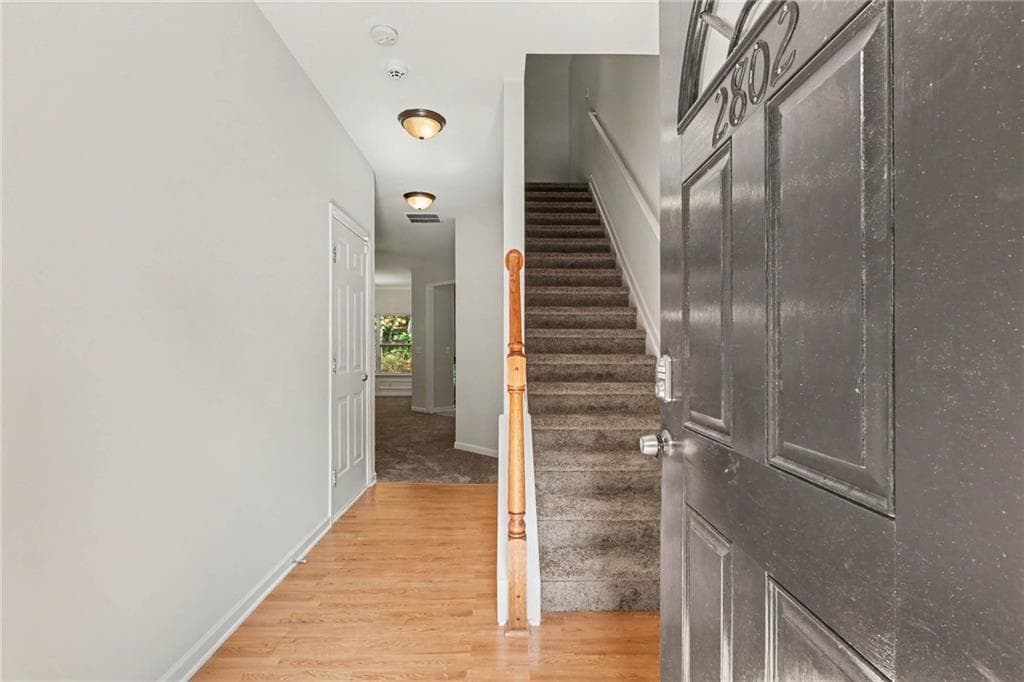 3 bedroom, 3 bathroom, 1,492 sq ft townhouse for sale at 2802 Ridgeview Drive, Atlanta, GA 30331 — photo 10