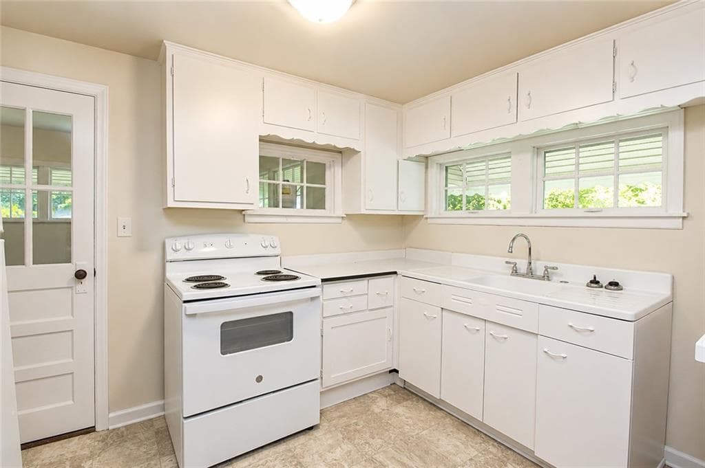 2 bedroom, 1 bathroom, 1,130 sq ft single family residence for rent at 1360 Cunningham Road, Marietta, GA 30008 for $1,350 a month — photo 7