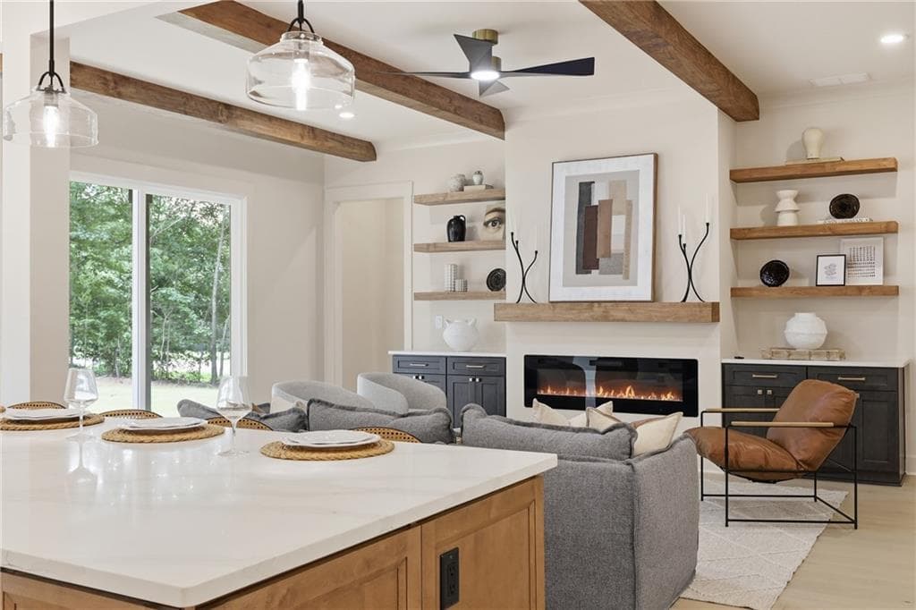 4 bedroom, 3 bathroom, 3,135 sq ft single family residence under contract at 7604 Fern Lane, Lula, GA 30554 — photo 4