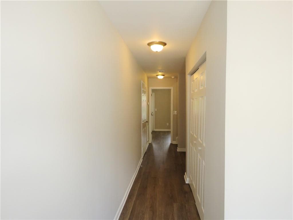 4 bedroom, 4 bathroom, 2,069 sq ft townhouse for sale at 6399 Redan Square, Lithonia, GA 30058 — photo 3