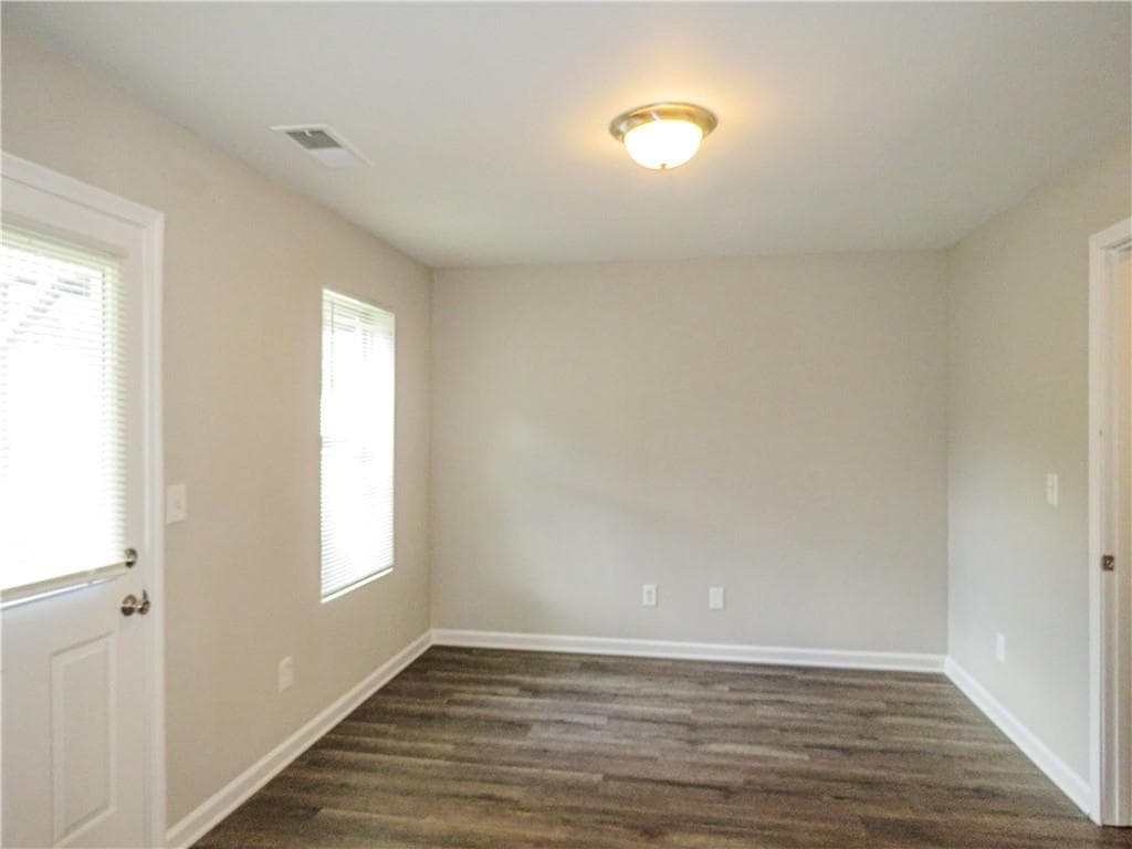 4 bedroom, 4 bathroom, 2,069 sq ft townhouse for sale at 6399 Redan Square, Lithonia, GA 30058 — photo 5