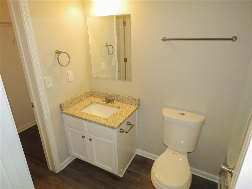 4 bedroom, 4 bathroom, 2,069 sq ft townhouse for sale at 6399 Redan Square, Lithonia, GA 30058 — photo 6
