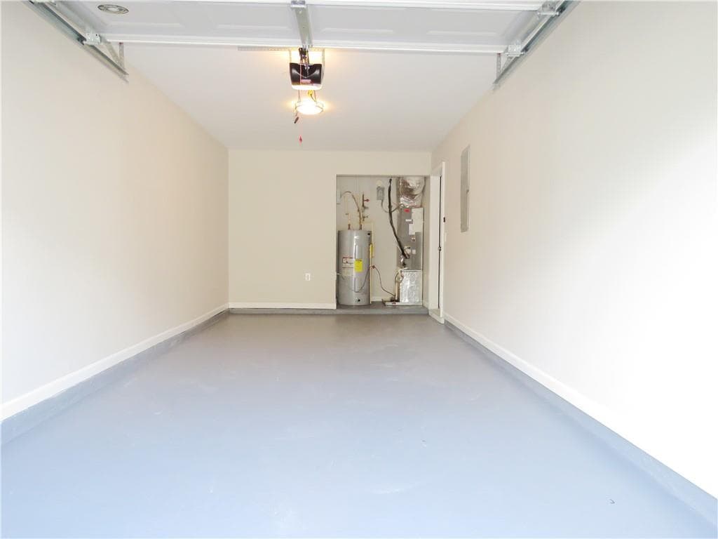 4 bedroom, 4 bathroom, 2,069 sq ft townhouse for sale at 6399 Redan Square, Lithonia, GA 30058 — photo 10