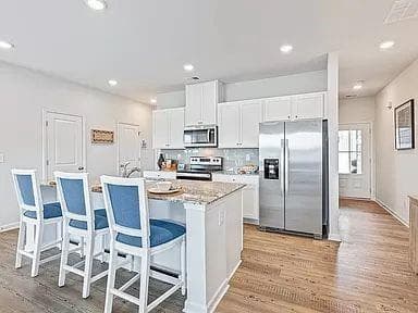 3 bedroom, 3 bathroom, 1,843 sq ft townhouse for rent at 8 Lumpkin Lane, Dawsonville, GA 30534 for $2,000 a month — photo 7