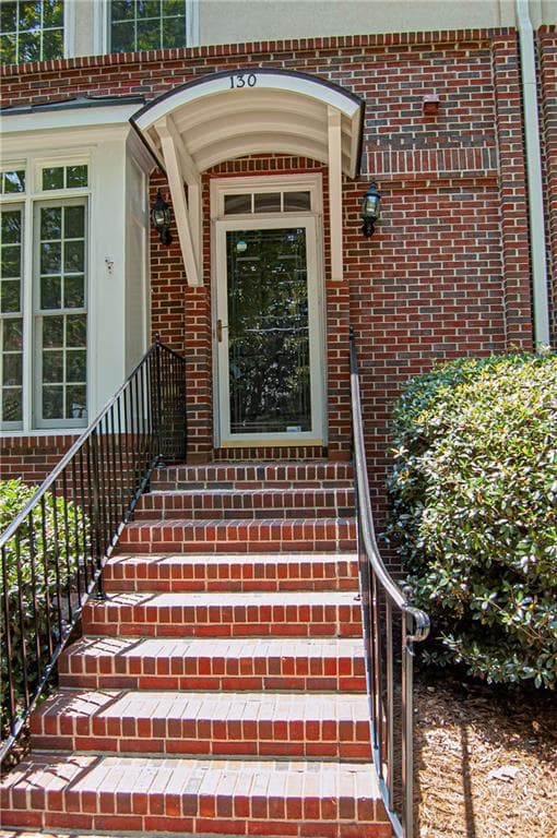 3 bedroom, 4 bathroom, 1,558 sq ft townhouse for sale at 130 Church Street, Decatur, GA 30030 — photo 2